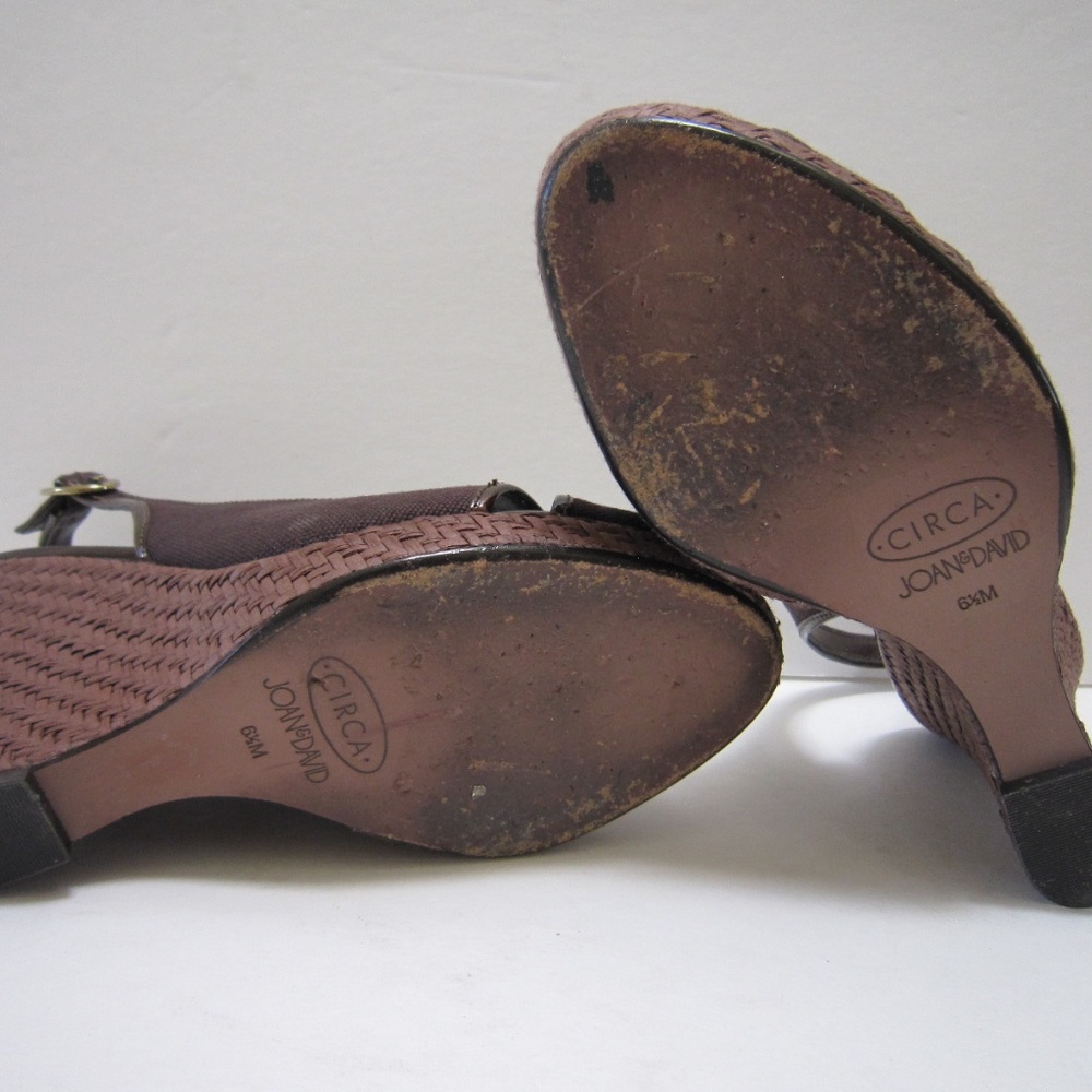 3/$27 Circa Joan & David Slingback Wedge Sandals - Picture 8 of 8